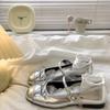 Zapatos de Cuero para Niñas 2025 Nuevos de Primavera y Otoño Zapatos Bajos de Suela Blanda para Niños Medianos y Grandes para Niñas con Faldas y Versátiles Zapatos Mary Jane