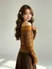 Outono/Inverno 2026 Novo Suéter de Tricô Feminino Vintage Listrado Patchwork Ombro a Ombro Manga Longa Slim Fit Top Ombro a Ombro Emagrecedor