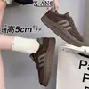 Zapatos de Entrenamiento Alemanes de Cuero Genuino con Suela Gruesa para Mujer 2026 Otoño/Invierno Nuevos Zapatos Deportivos Casuales de Bloque de Color Versátiles Zapatos para Estudiantes