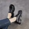 Mocasines retro británicos para mujer, nuevo estilo primavera 2026, suela gruesa, zapatos pequeños de cuero elegantes y versátiles para personas menudas, hacen que los pies parezcan más pequeños
