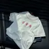Camiseta de Algodón Suelta y Colorida con Estampado de Fresas de Dibujos Animados Estilo Coreano para Niñas 2026+ Nueva Moda de Verano Tendencia Infantil