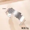Pulseras de Acero Inoxidable Transfronterizas Europeas y Americanas, Pulseras Abiertas Irregulares Huecas, Joyería de Acero de Titanio de Lujo Ligero de Moda que No se Desvanece