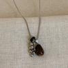 Collar Colgante Racimo de Uvas para Mujer Diseño de Nicho Retro Lujo Ligero Moda Versátil Cadena para el Cuello Cadena para la Clavícula
