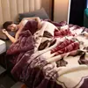 Manta Raschel Doble Engrosada Manta de Invierno Manta Roja de Boda Manta para Siesta Manta Cálida Regalo Venta al por Mayor