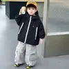 Jaqueta Infantil de Outono para Meninos 2026 Novas Roupas de Outono Bebê Estilo Coreano Jaqueta de Trabalho Corta-vento Moda Menininho