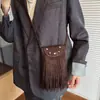 Bolso Transfronterizo Retro con Borlas para Teléfono Infantil 2026 Otoño Nuevo Versátil de Moda Bolso de Hombro Único Bolso Cruzado Simple Casual