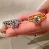 Anillo de Diamante Popular Estilo Coreano Simple de Cuatro Garras de Xiaohongshu, Normcore Clásico, Lujo Ligero, Anillo de Moda para Mujer, Una Pieza Envío Directo
