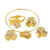Collar con traje de flor de perla hueca exagerada con personalidad, anillo de titanio, pendientes de circonita de dos piezas, pulsera de primavera