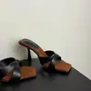 Chinelos Femininos Abertos na Ponta Estilo Francês Quadrados Deslumbrantes Verão 2025 Estilo Socialite Sandálias de Salto Alto com Tiras Cruzadas Salto Fino