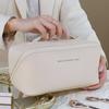 Bolsa de cosméticos con almohada de nube de cuero artificial personalizada, bolsa de maquillaje portátil de gran capacidad, bolsa de lavado de viaje, bolsa de almacenamiento de maquillaje