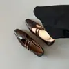 Zapatos Mary Jane bajos para mujer, nuevo estilo vintage otoño 2026, zapatos para mujer de suela blanda adelgazantes. Popular diseño de tira en T con punta cuadrada