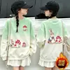 Ropa base estilo academia para niñas primavera y otoño 2026 nuevo estilo ropa infantil moderna niños medianos y grandes top para bebé con forro polar