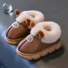 Zapatos de algodón para niños de invierno 2025, unisex, diseño de dibujos animados, lindos, para edades de 1 a 9 años, adecuados para uso en interiores, antideslizantes, cálidos e impermeables