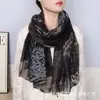 2026 Bufanda de Moda Europea y Americana de Venta Caliente con Estampado de Leopardo, Bufanda Ligera y Transpirable de Algodón Lino Seda, Chal Largo Elegante y Cálido
