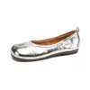 Zapatos planos de piel de oveja estilo retro francés con puntera dividida para mujer, zapatos de ballet de una sola pieza, mocasines de suela blanda, zapatos para mujer de talla grande