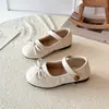 Zapatos Pequeños de Piel para Niñas con Lazo 2026 Otoño Nuevas Llegadas Zapatos Casuales para Bebés Niñas Niños Pequeños Dulces y Bebés Zapatos de Una Sola Pieza de Princesa