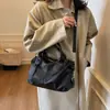 Bolso de Hombro Piel Suave Retro Color Sólido Textura Casual Cruzado Gran Capacidad Temperamento Versátil Viaje Bolso para el Commuter