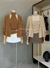 Colección de Otoño Y.JIA: Conjunto de Dos Piezas para Mujer: Cárdigan de Punto Holgado + Top Halter Adelgazante 601