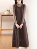 Elegante Vestido Chaleco de Longitud Media Estilo Francés para Mujer, Nueva Colección Otoño/Invierno 26, Vestido de Ganchillo sin Mangas 100% Lana Pura Cuidadosamente Seleccionada