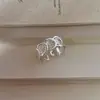 Anéis Finos de Empilhar Círculo Doce Versátil Elegante para Mulheres Design de Nicho Moda Elegante Anéis Abertos Anéis para Dedo Indicador Tendência