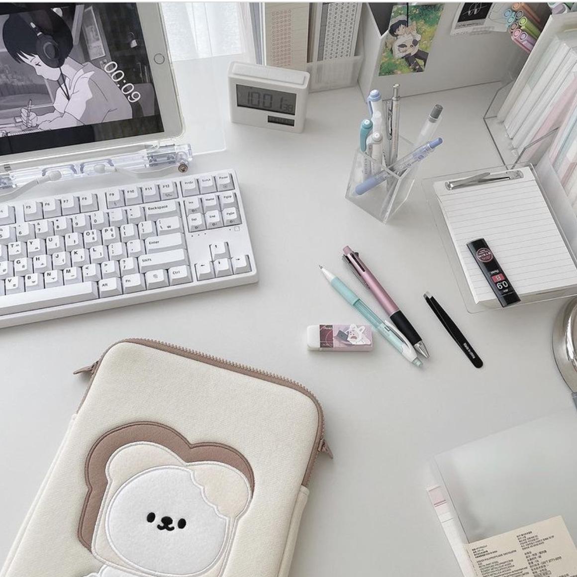 4683E3722B3C6286B2976E81C1401B