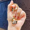 Llavero Colgante de Metal con Dibujo Animado Estilo Chino de Panda Decoración Linda para Bolso Llavero de Coche Pequeño Regalo
