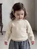 Conjunto de chaleco de algodón para bebé niña de invierno, estilo otoño e invierno para niños, con ribete de volantes, pantalones largos forrados de forro polar y una camiseta de punto - un conjunto de tres piezas