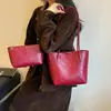 Bolso de mano vintage estilo coreano para mujer, nuevo modelo 2026, adecuado para el trabajo y los desplazamientos, bolso de hombro elegante y versátil, bolso de axila