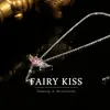 Exquisito collar de corazón incrustado con gemas en forma de corazón rosa y alas, diseñado con un sentido de lujo ligero, moda y sofisticación, lo que lo convierte en un regalo de joyería perfecto