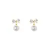 Brincos Borboleta Zircônia Exquisitos de Luxo Leve Nicho Estilo Coreano Super Fada Versátil Elegante Brincos de Pérola Joia de Orelha Popular