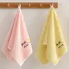 Toalha de Rosto Infantil Fleece de Coral Absorvente Sem Fiapos Macia para Limpar o Rosto Jardim de Infância Toalha de Mão para Bebê Toalha de Banho para Crianças