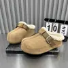 Chinelos de Algodão Estilo Birkenstock com Solado Grosso para Aumentar a Altura, Novo Lançamento Versátil para o Inverno 2026, Slip-On com Fivela, Meio Chinelos Fechados com Forro de Fleece para Mulheres