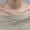 Collar Colgante de Corona con Lazo de Año Nuevo, Dulce y Delicado, Único y de Alta Gama, Cadena para Clavícula Versátil y de Moda para Mujeres