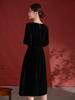 Estilo Elegante Otoño e Invierno Tejido Base 100% Seda de Morera Vestido de Terciopelo con Jacquard Mangas Largas y Falda Línea A 7970