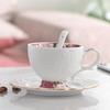 Jingdezhen Hogar Creativo Estilo Europeo Porcelana Fina Té Perfumado Estilo Británico Taza y Plato para Té de la Tarde Juego de Regalo Adornos Pequeños Simples