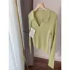 Processamento OEM 100% fio Yangzi alemão suéter de malha cor sólida minimalista slim fit versátil com gola polo de meio botão para mulheres