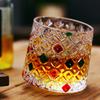 Taza Creativa Descompresora Giratoria Pintada a Mano ins Taza de Whisky Celebridad de Internet Vidrio de Alto Valor Taza de Cerveza Taza para Vino Extranjero