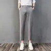 Pantalones de traje pequeños cónicos de color liso de caída de verano para hombre, estilo británico ajustado, pantalones tipo lápiz, pantalones casuales, pantalones de traje largos de negocios