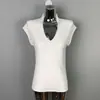 Camiseta Sexy de Cuello en V Ajustada con Mangas Acampanadas Pure Desire para Mujer, Nuevo Versátil Básico Simple Suéter sin Mangas para Mujer Verano 2025