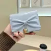 Carteira Feminina Estilo Japonês com Laço, Couro Brilhante de Alta Qualidade, Porta-Moedas com 70% de Desconto, Carteira Curta Multifuncional, Carteira Transfronteiriça