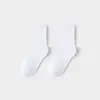 Calcetines Infantiles Antibacterianos Sin Costuras 7A, Color Sólido Clásico Versátil para Primavera y Otoño, Absorbentes del Sudor, Transpirables, Anti-Olor, Deportivos de Caña Media