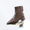 Botines Delgados Metálicos de Punta Trendy para Mujer, Botines con Tacón Grueso, Botas de Moda Versátiles Retro de Tacón Medio Nuevas Otoño/Invierno 2026