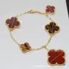 Pulsera Flor de Trébol de Cuatro Hojas Vanjia Tamaño Aleatorio para Mujer Ins Chapado Grueso Oro Rosa 18K Ágata Roja Ágata Negra Pulsera Venta al por Mayor