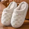 Pantuflas de algodón para mujer para otoño e invierno, de suela gruesa, antideslizantes, cálidas y afelpadas, adecuadas para uso en interiores, y también disponibles en estilo de pareja para hombre