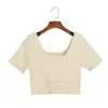 Traje de Punto de Color Sólido Nuevo de Verano para Mujer, Cuello Cuadrado, Borde Ondulado, Top de Manga Corta, Falda Plisada, Conjunto de Dos Piezas al por Mayor