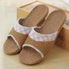 Nueva alfombrilla de verano Cuatro Estaciones de bambú ratán paja diseño a cuadros creativo para hombres y mujeres interior antideslizante hogar zapatillas japonesas al por mayor