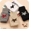 Lindos Guantes sin Dedos de Estrella de Cinco Puntas Negros para Hombres y Mujeres, Guantes de Invierno sin Dedos para Estudiantes para Escribir, Simples Guantes Cálidos de Punto sin Dedos, Transfronterizo