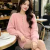 Cardigã de tricô com imitação de veludo de mink e laço tridimensional para mulheres, novo estilo outono e inverno, solto, macio, casaco suéter versátil