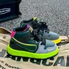 Tênis Respirável Infantil Baixo Color Block Novo Estilo Primavera e Outono 2025 Meninos e Meninas Tênis Esportivo de Cano Alto para Street Dance