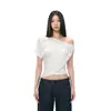 Camiseta Estilo Garota Sexy Quente com Gola Assimétrica Ombro a Ombro Manga Curta, Design de Moda de Verão, Top Versátil de Corte Justo para Figuras Baixas, Estilo Ins
